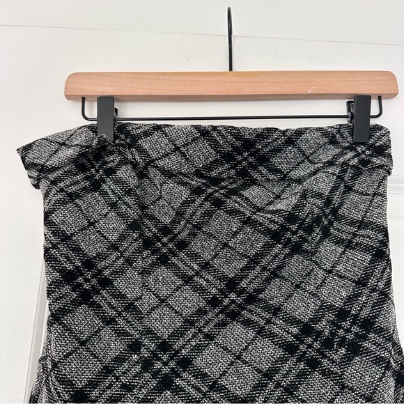 Le Lis (M) Plaid Strapless Tube Skort Mini Dress Fall Black/Gray Romper Academia - Picture 2 of 6